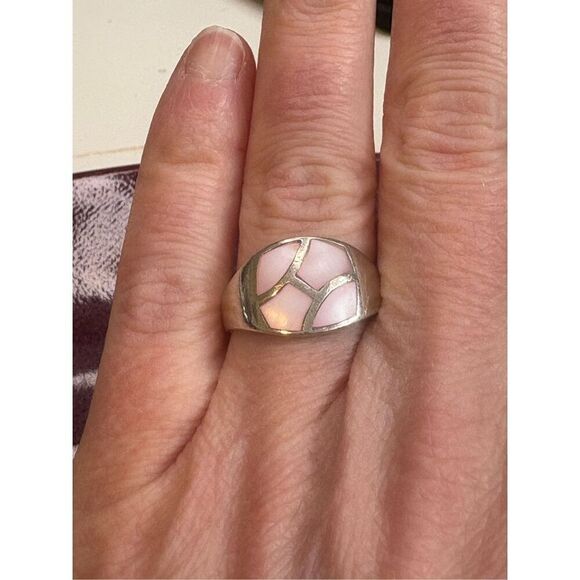 Vintage STERLING SILVER PINK MOTHER OF PEARL STONE Inlay SIZE 8 - Picture 4 of 9